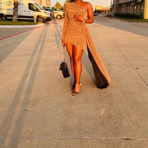 Champagne gold dress , with side train . Size S/us4